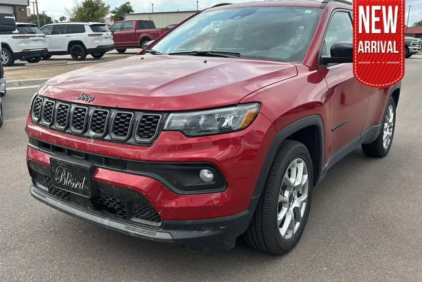 2025 Jeep Compass Latitude photo 1