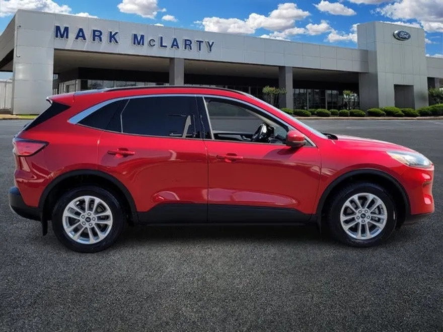 2020 Ford Escape SE photo 1