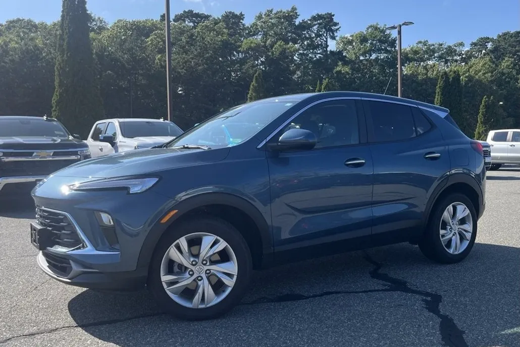 2024 Buick Encore GX Preferred photo 1