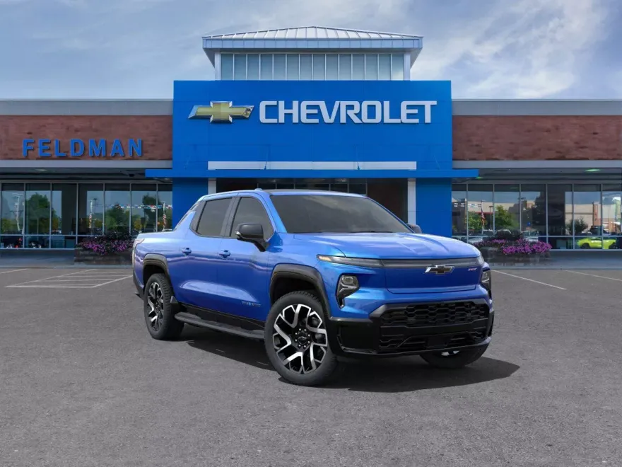 2025 Chevrolet Silverado EV RST photo 1