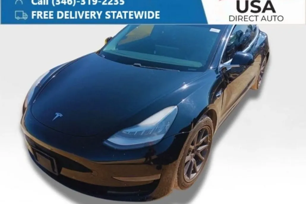 2018 Tesla Model 3 photo 1