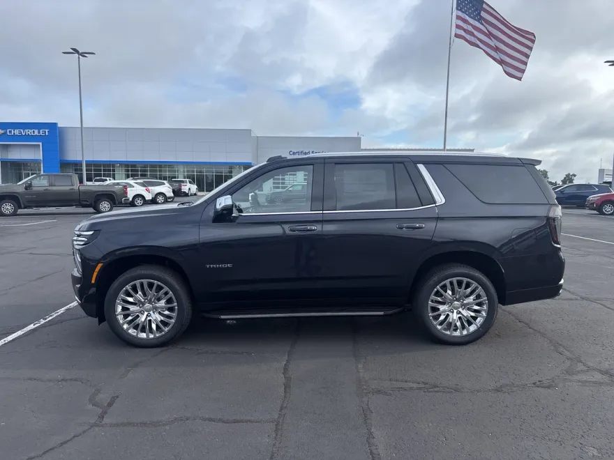 2025 Chevrolet Tahoe Premier photo 1