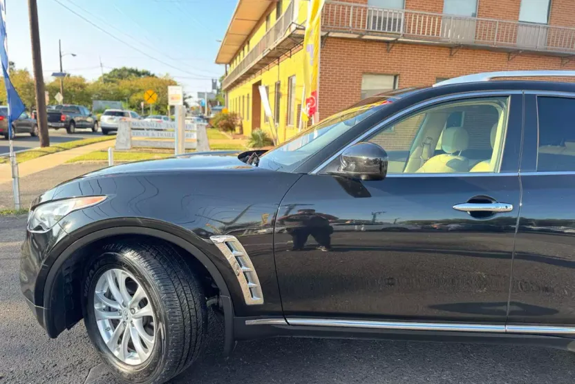 2012 Infiniti FX35 photo 1