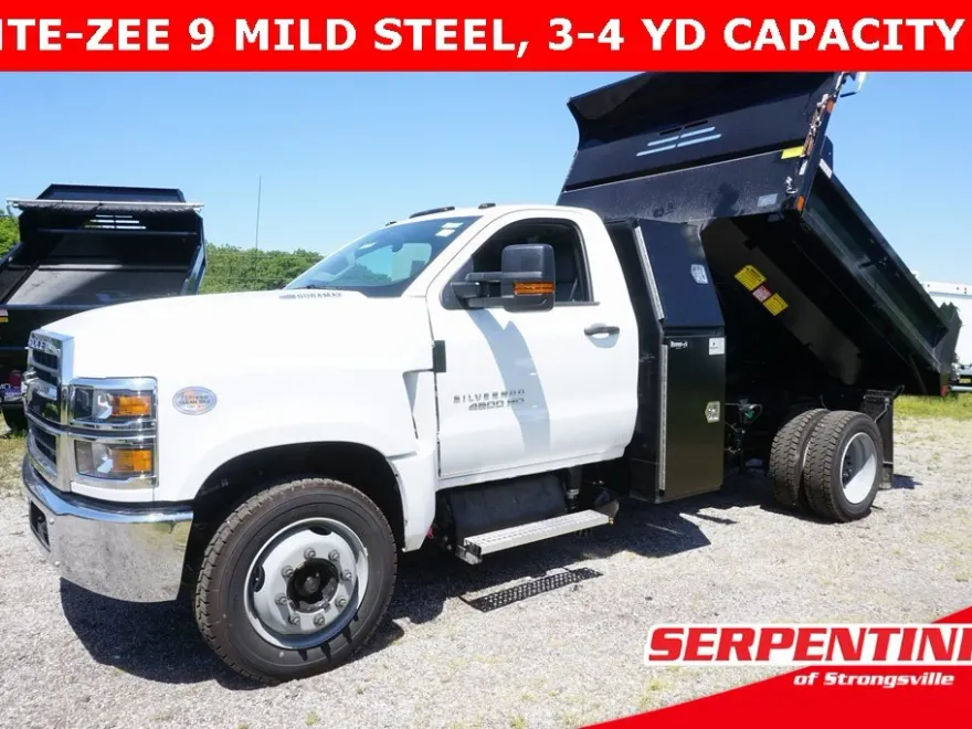 2024 Chevrolet Silverado 4500HD Work Truck photo 1