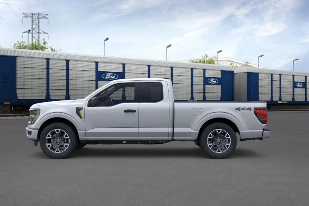 2025 Ford F-150 STX photo 1