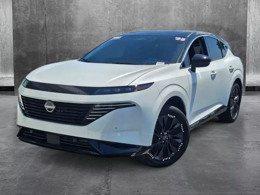 2025 Nissan Murano Platinum photo 1