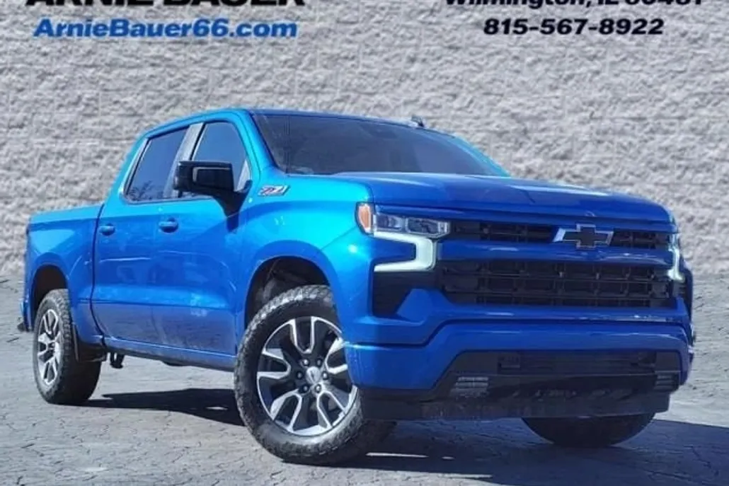 2024 Chevrolet Silverado 1500 RST photo 1