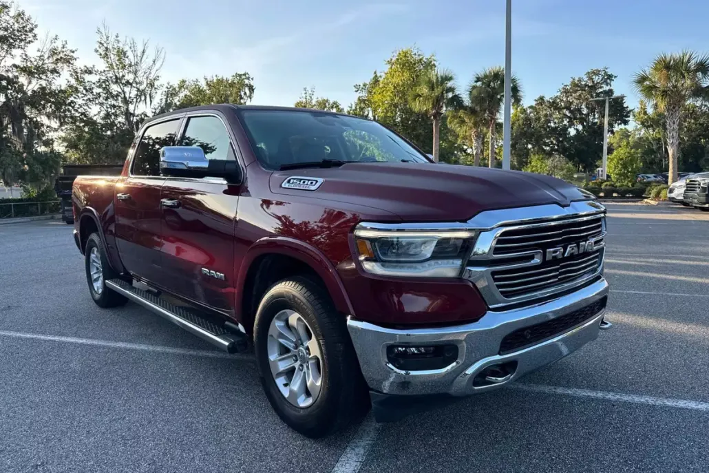 2022 Ram 1500 Laramie photo 1