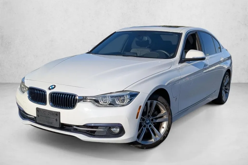 2018 Bmw 330e Sedan photo 1
