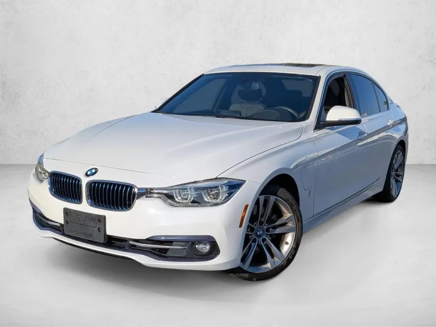 2018 Bmw 330e Sedan photo 1