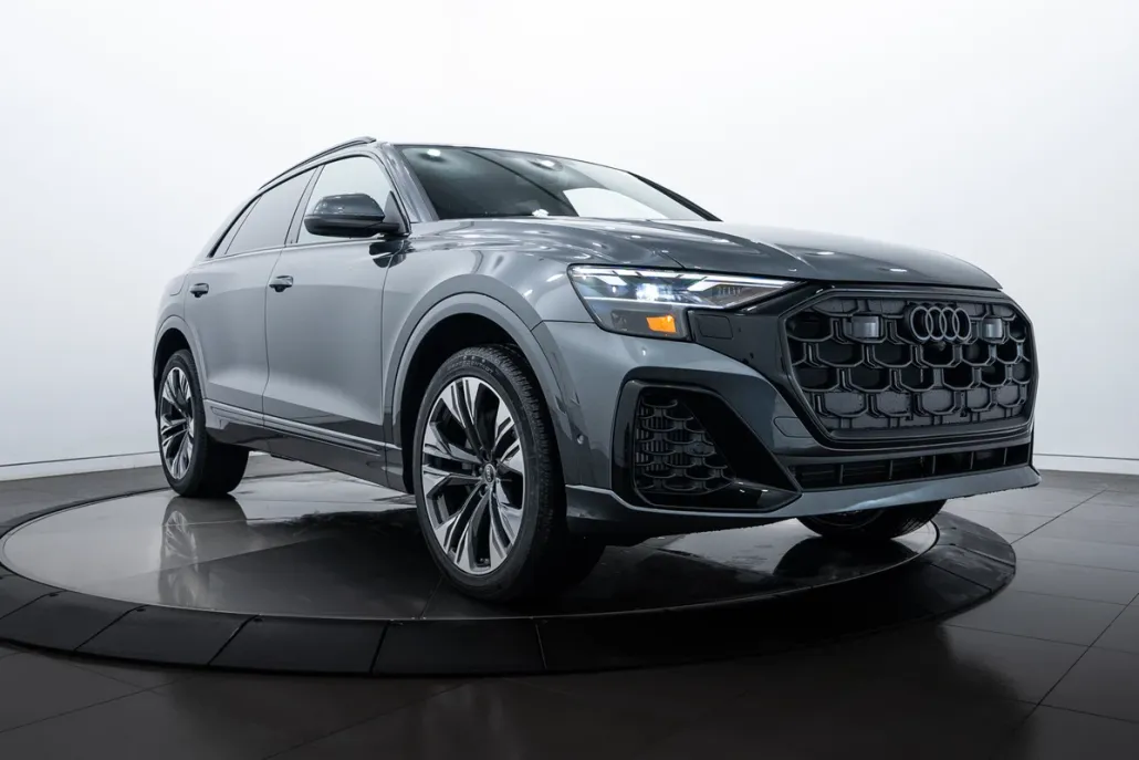 2025 Audi Q8 Premium Plus photo 1