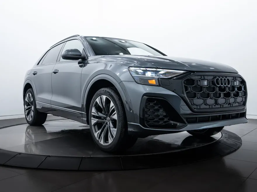 2025 Audi Q8 Premium Plus photo 1