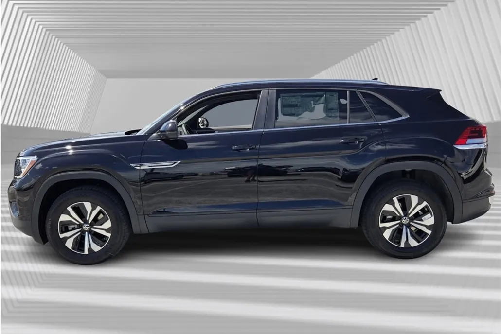 2026 Volkswagen Atlas Cross Sport SE photo 1