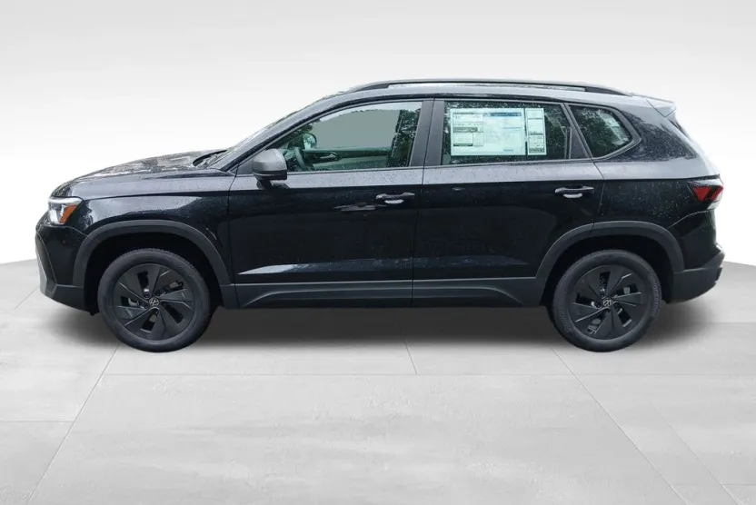 2025 Volkswagen Taos S photo 1