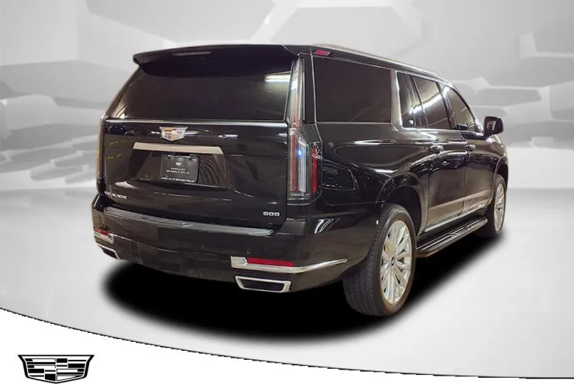 2025 Cadillac Escalade ESV Luxury photo 1