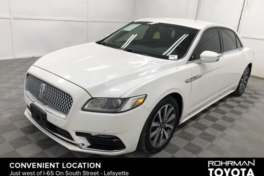 2020 Lincoln Continental Standard photo 1