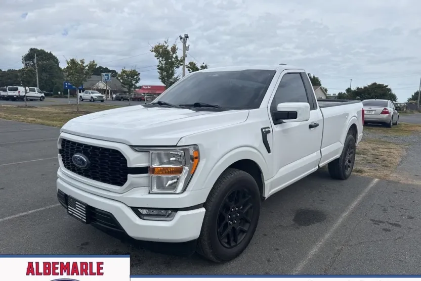 2022 Ford F-150 XL photo 1