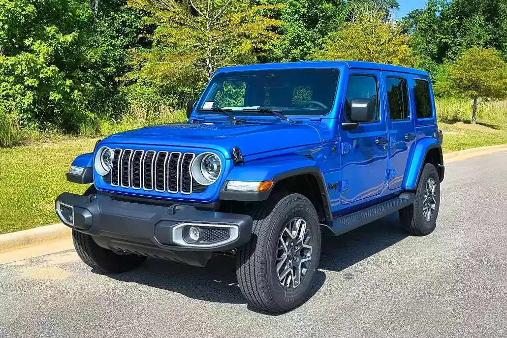 2025 Jeep Wrangler Sahara photo 1