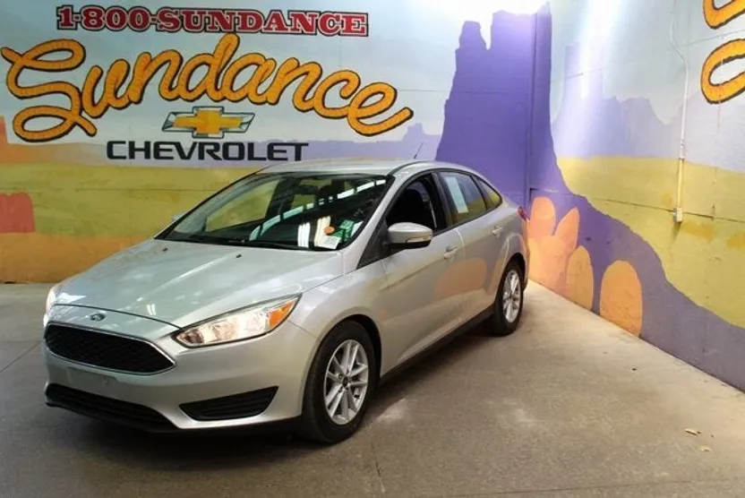 2017 Ford Focus SE photo 1