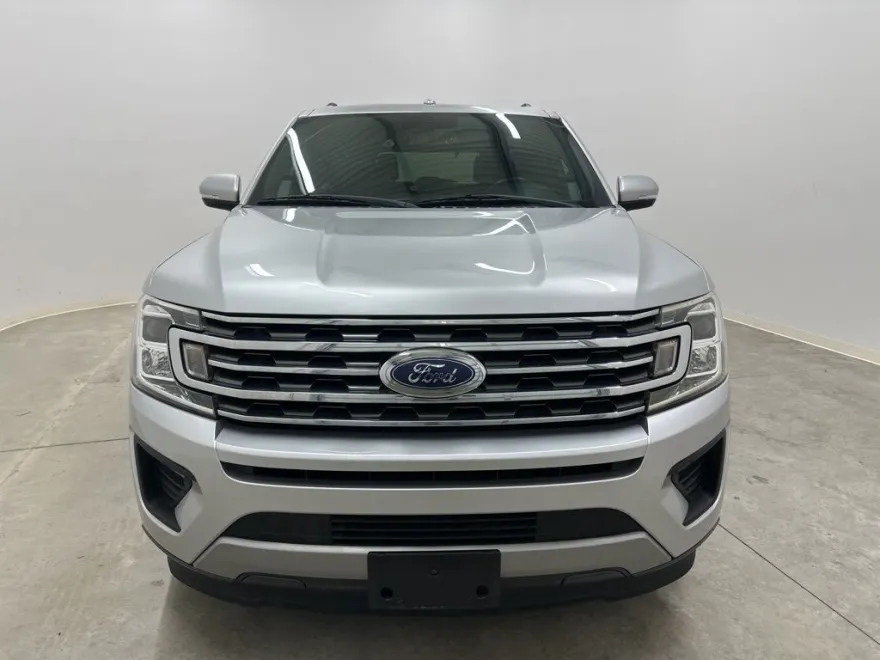 2019 Ford Expedition XLT photo 1