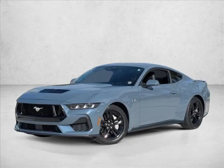 2024 Ford Mustang GT photo 1