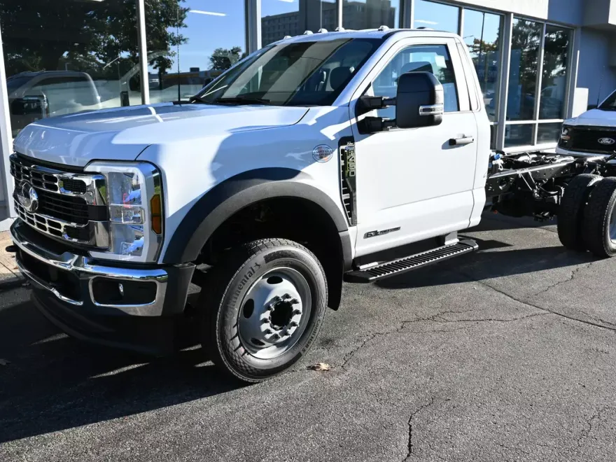 2026 Ford F-450 XL photo 1