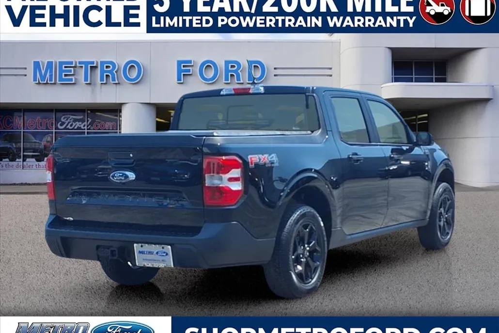 2024 Ford Maverick Lariat photo 1