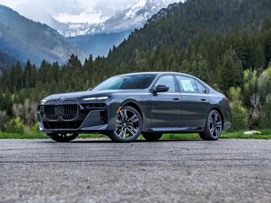 2025 Bmw 760i xDrive photo 1