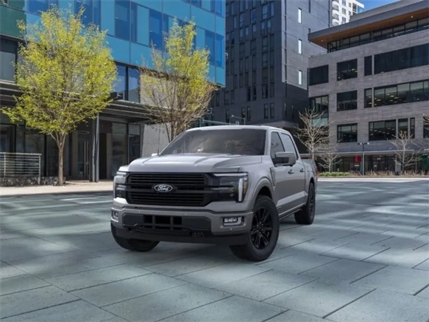 2025 Ford F-150 Platinum photo 1
