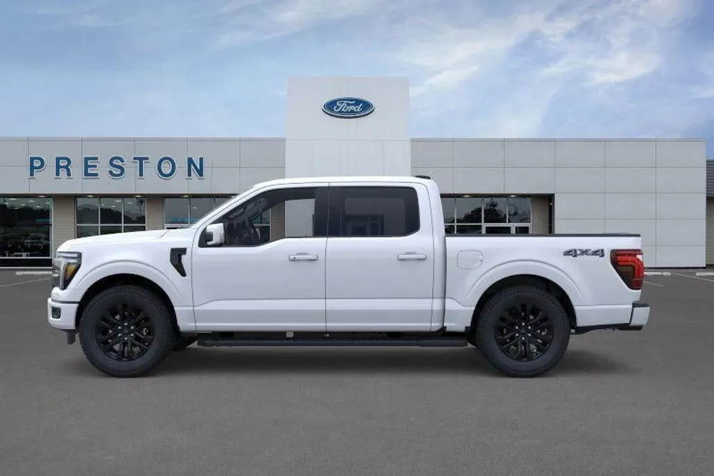 2025 Ford F-150 Lariat photo 1