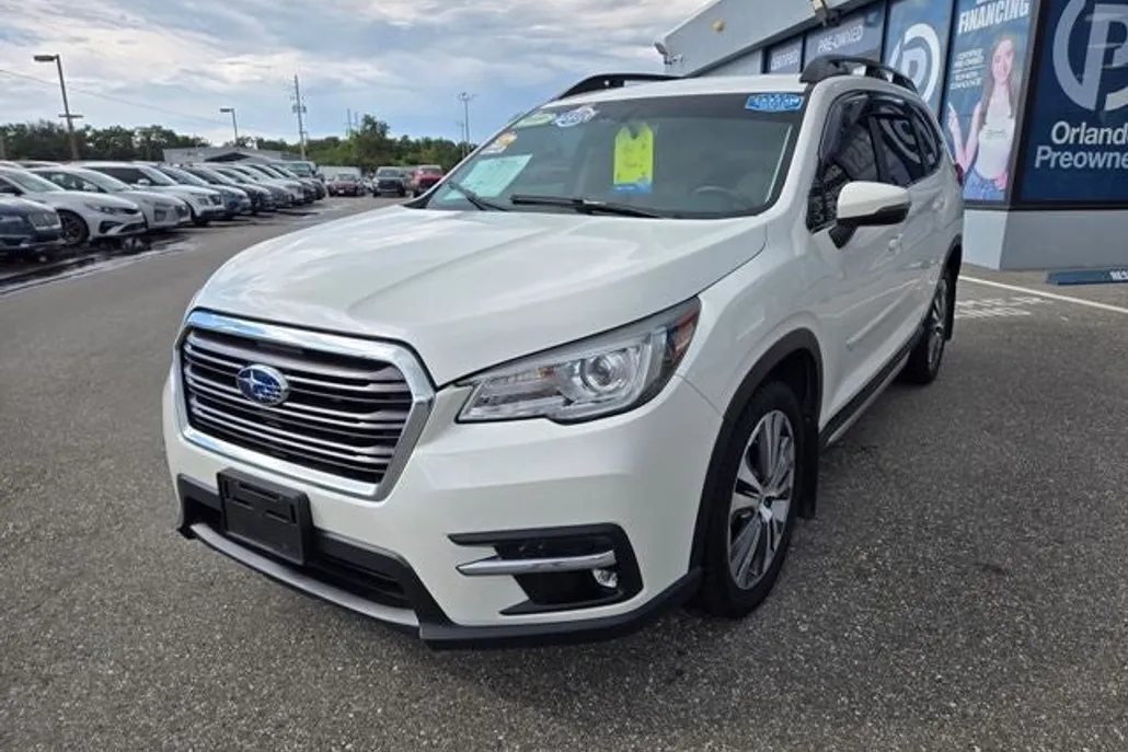 2022 Subaru Ascent Limited photo 1