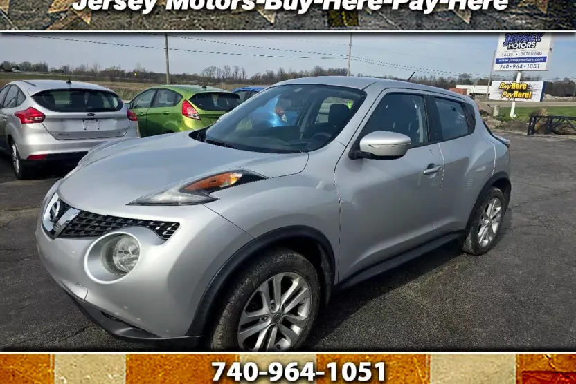 2015 Nissan Juke S photo 1