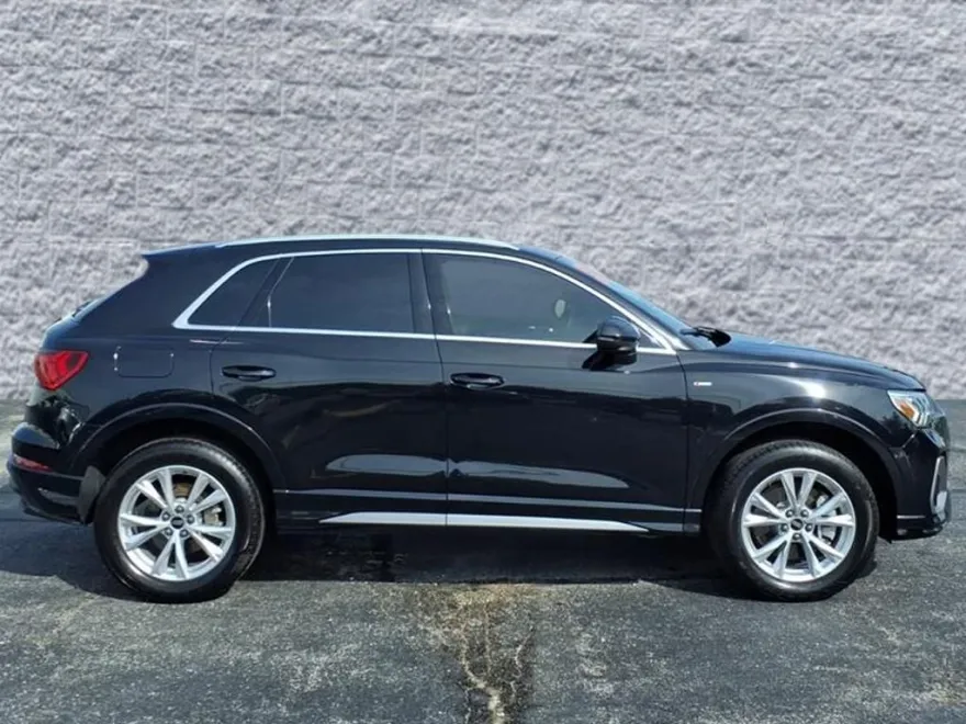 2024 Audi Q3 Premium S line photo 1