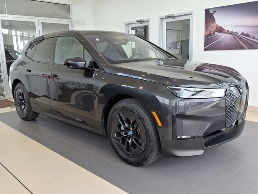 2025 Bmw iX photo 1