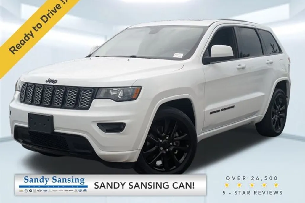 2021 Jeep Grand Cherokee Laredo X Altitude photo 1
