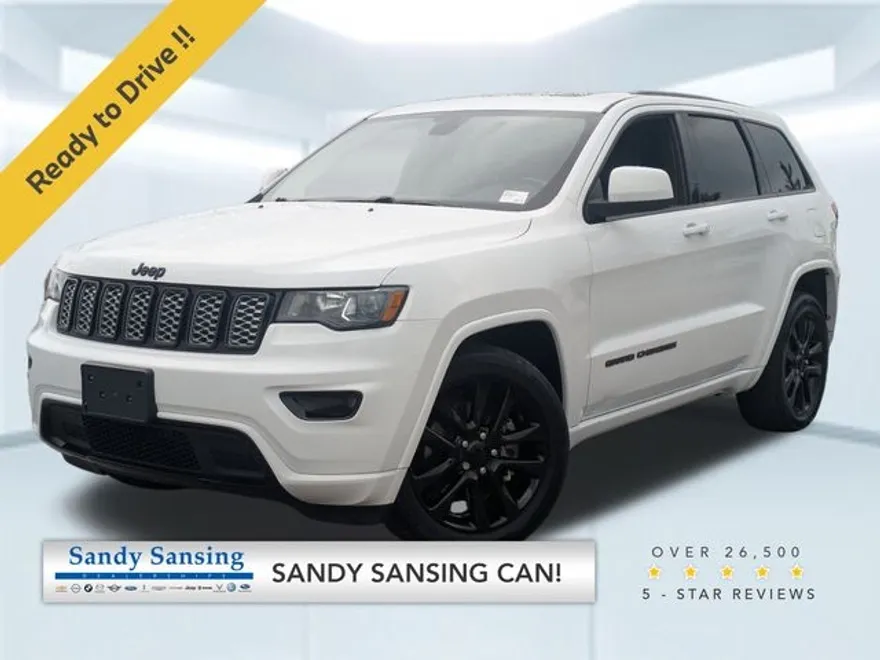 2021 Jeep Grand Cherokee Laredo X Altitude photo 1