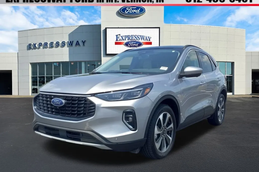 2023 Ford Escape Platinum photo 1