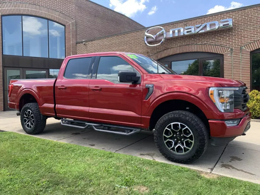 2022 Ford F-150 XLT photo 1