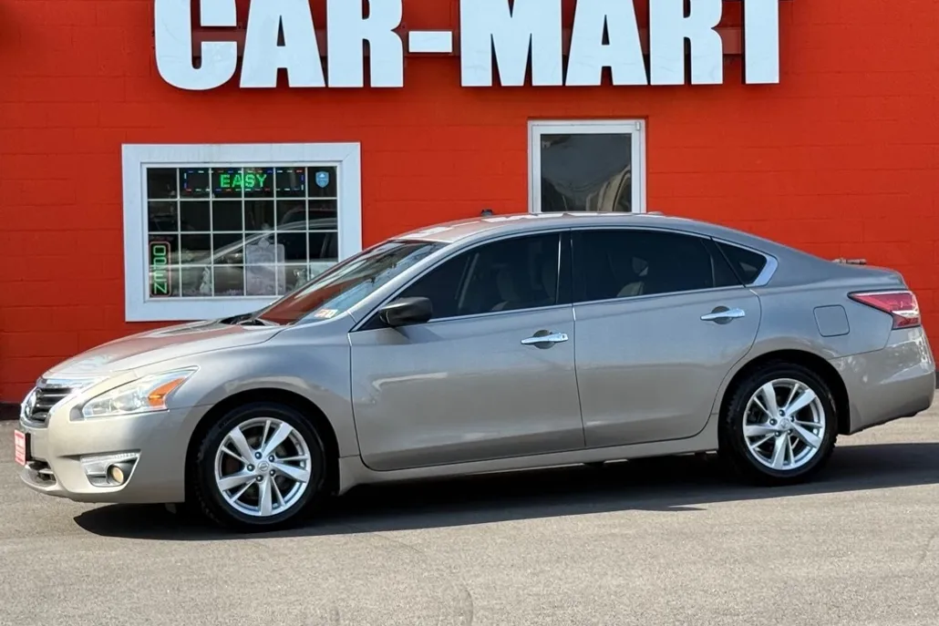 2015 Nissan Altima 2.5 photo 1