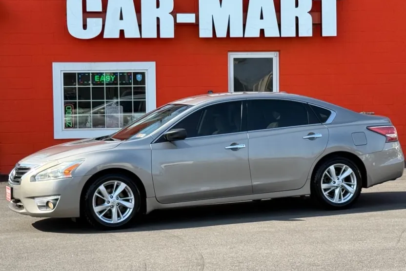 2015 Nissan Altima 2.5 photo 1
