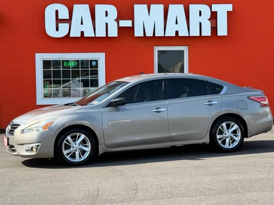 2015 Nissan Altima 2.5 photo 1