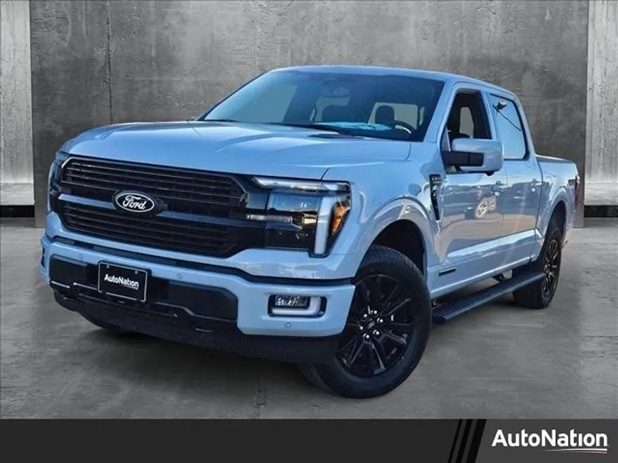 2025 Ford F-150 Platinum photo 1