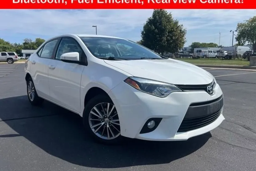 2014 Toyota Corolla LE Plus photo 1