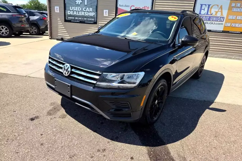 2020 Volkswagen Tiguan SE photo 1