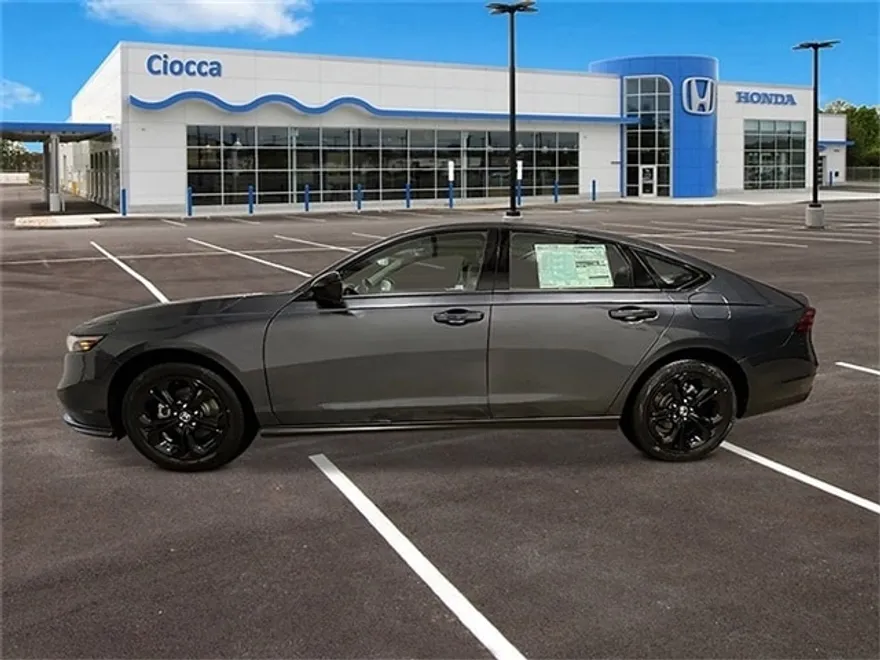 2025 Honda Accord SE photo 1