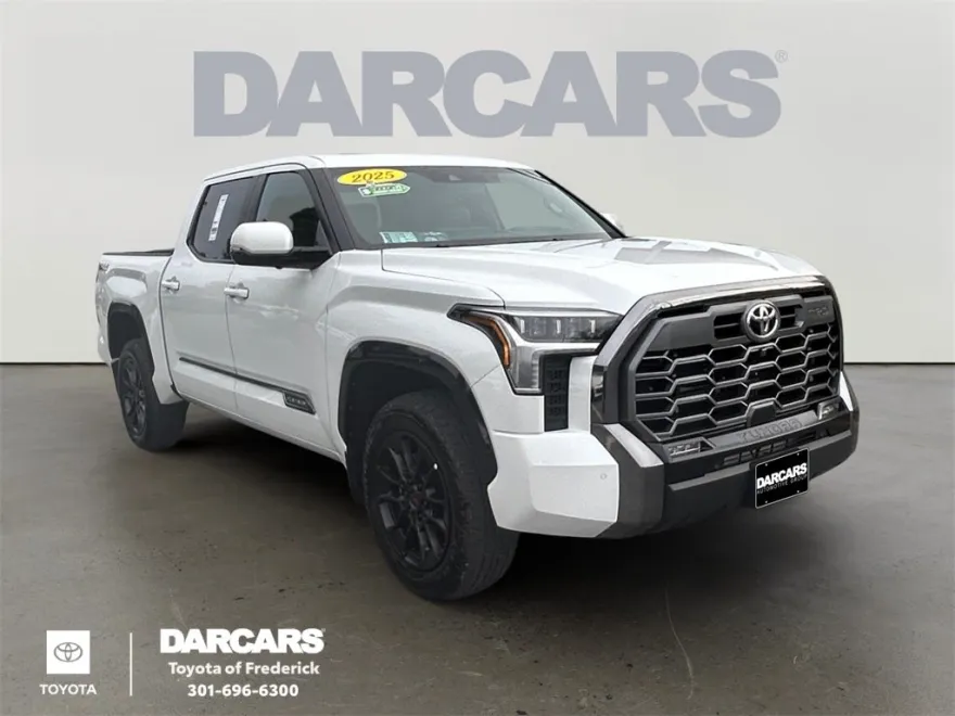 2025 Toyota Tundra Platinum photo 1
