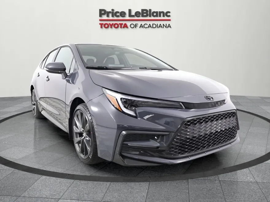2025 Toyota Corolla SE photo 1
