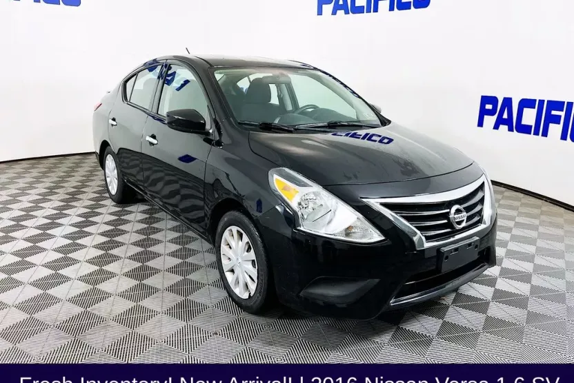 2016 Nissan Versa 1.6 SV photo 1