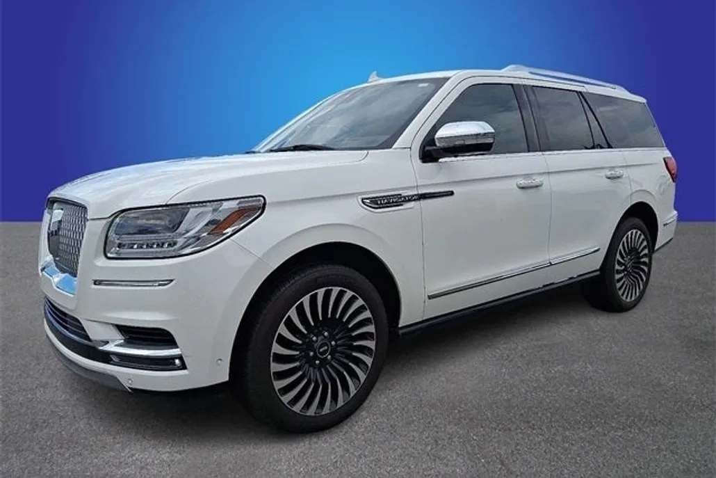 2020 Lincoln Navigator Black Label photo 1