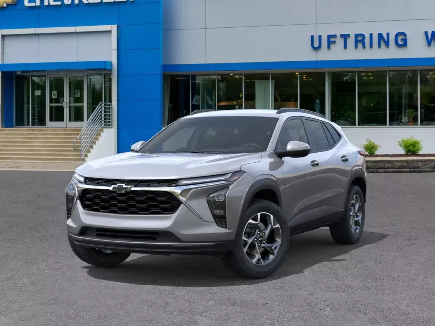 2026 Chevrolet Trax LT photo 1